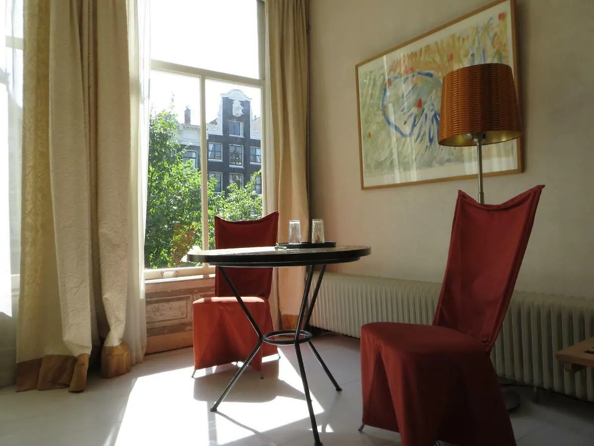 Casa Luna Amsterdam Bed & Breakfast
